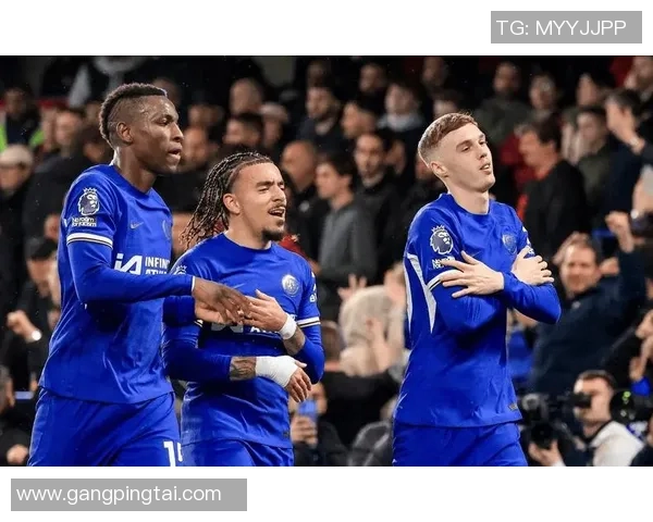 破风翻盘！维拉11场10胜，英超争冠要从头洗牌？